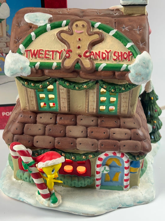 Looney Tunes 1996 Tweety's Candy Shop Lighted Porcelain House Vtg Christmas