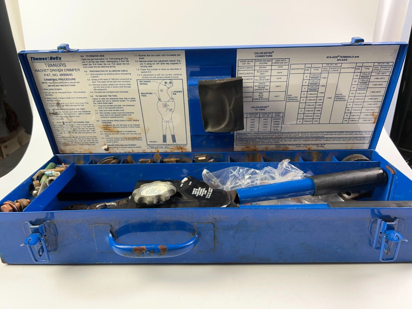 THOMAS BETTS TBM60RS RATCHET CRIMPING TOOL WITH DIES & CASE