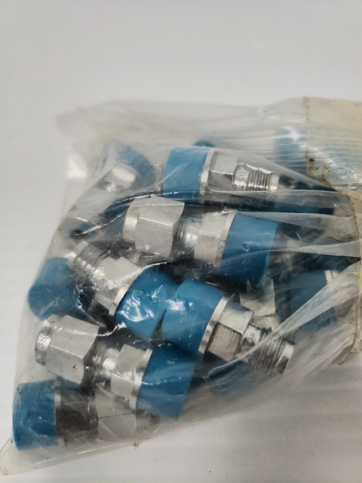 Swagelok Tube Fittings B-300-1-0050 AL 50 count.