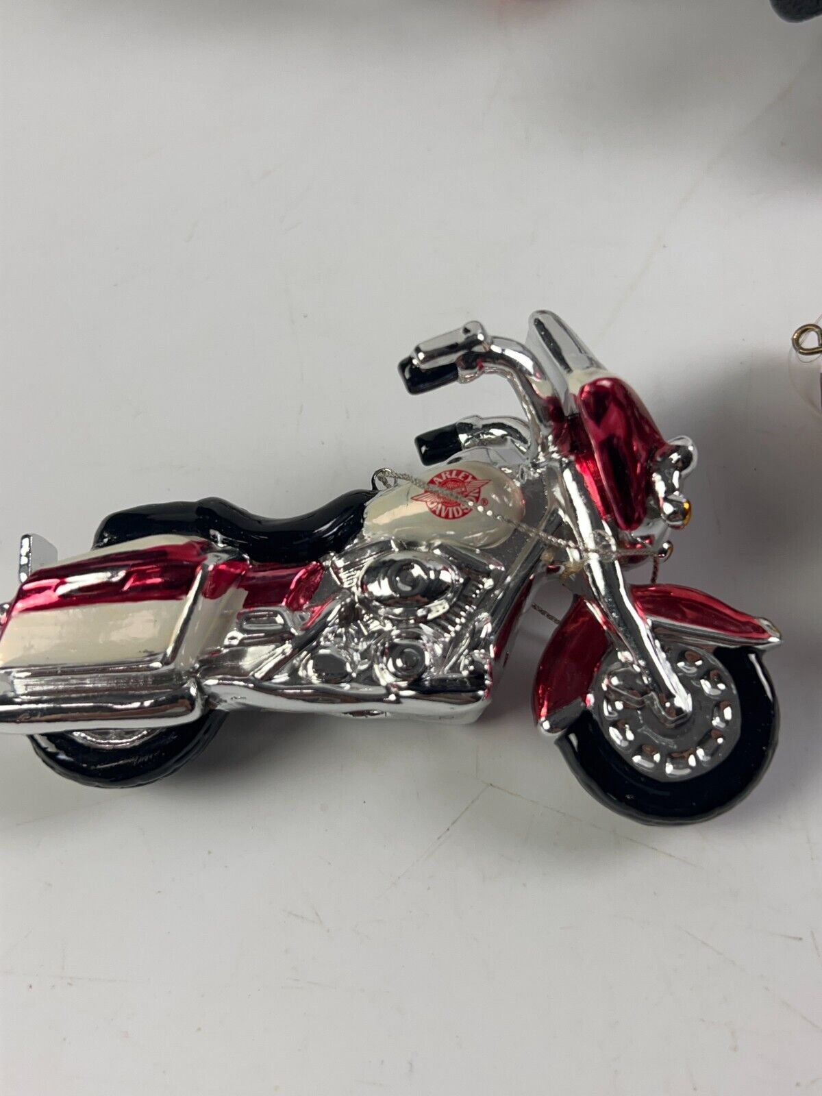 HARLEY-DAVIDSON ORNAMENT COLLECTION, 5 Bikers 1 Harley Santa Ball