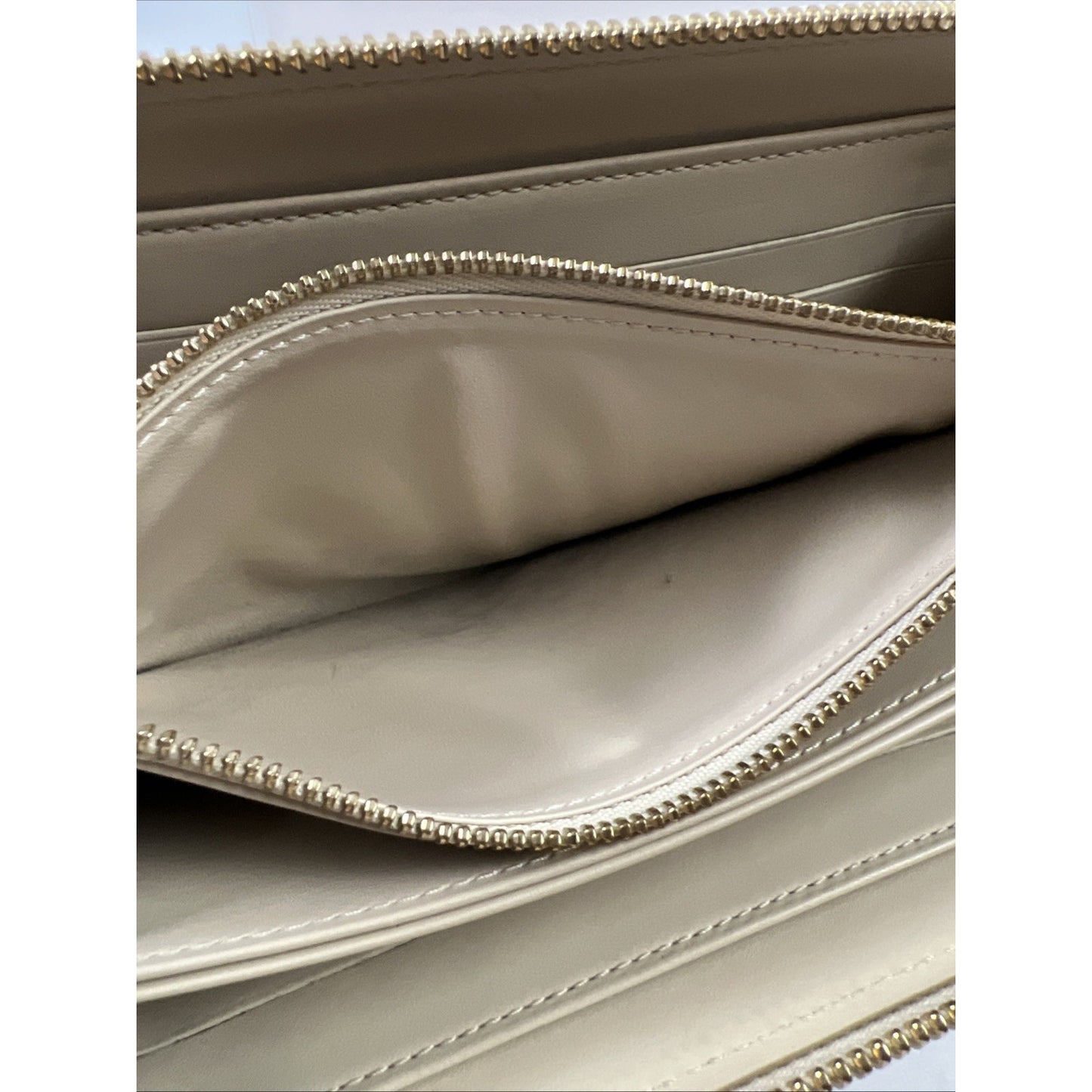 LOUIS VUITTON M91476 Vernis Leopard Zippy Wallet Zip Around Long Wallet Pink