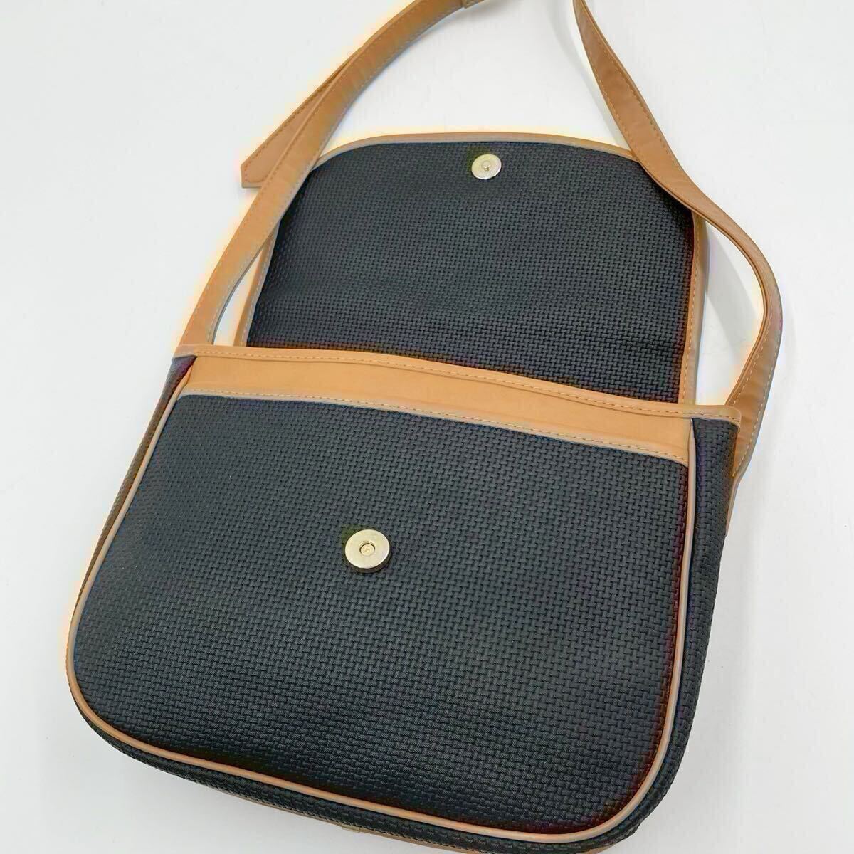 Yves Saint Laurent YSL Vintage Shoulder Bag Navy Brown