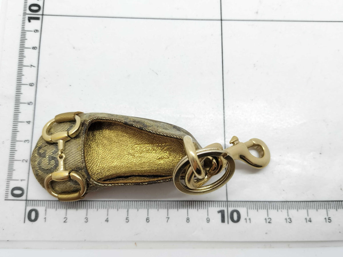 Gucci GG Canvas Horsebit Shoe Charm Keychain – Beige & Brown
