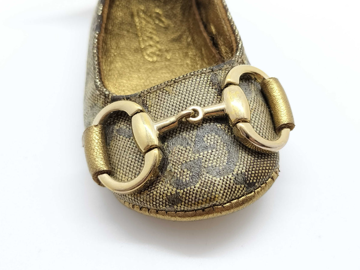 Gucci GG Canvas Horsebit Shoe Charm Keychain – Beige & Brown