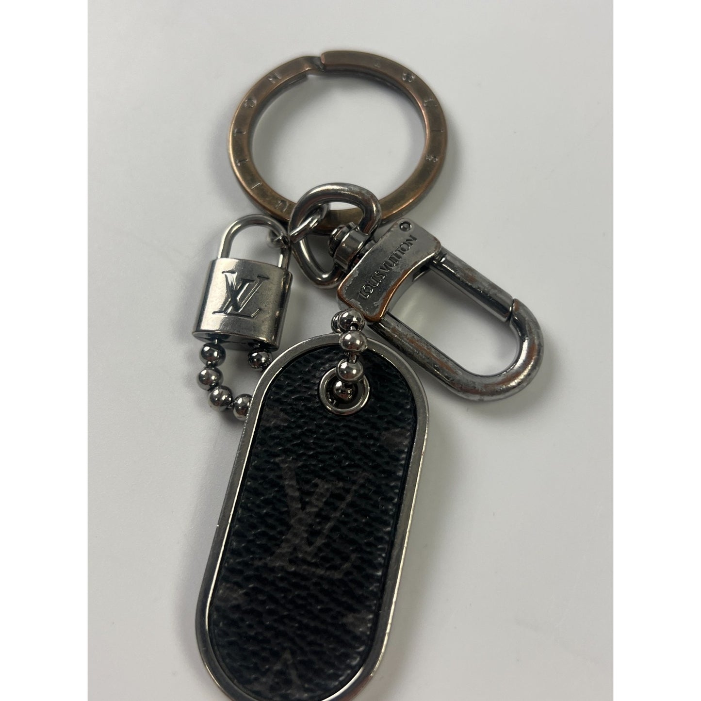 Louis Vuitton Authentic Key Ring/Charm Porte Cle Tab Monogram Eclipse M63618