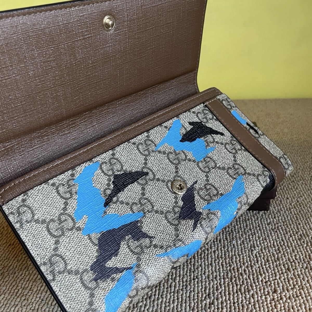 Gucci GG Supreme Camouflage Horsebit Long Wallet – Blue & Beige