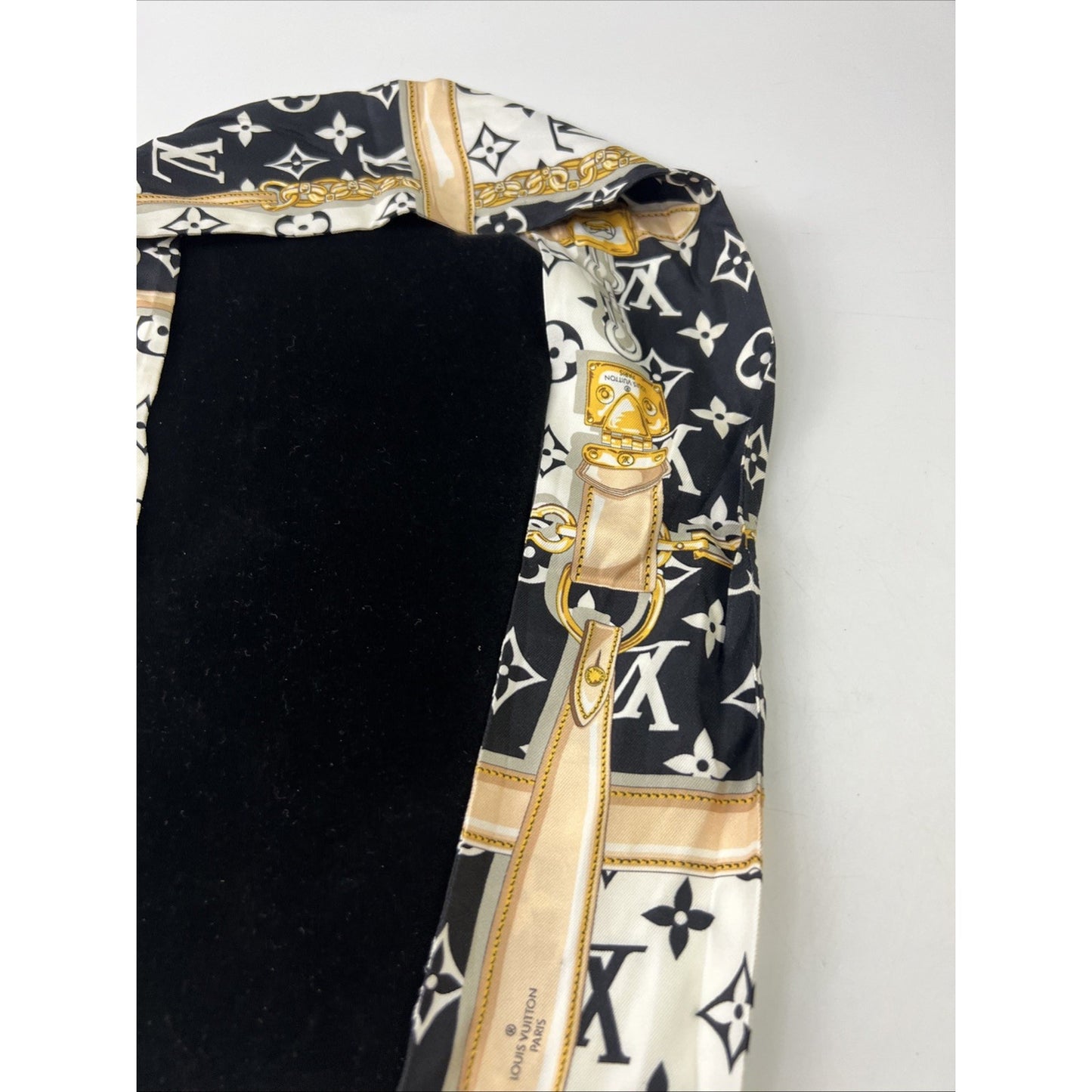 Louis Vuitton Bando Monogram LV Logo Ribbon Scarf