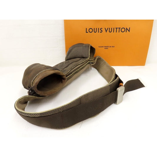 LOUIS VUITTON M93211 Damier Geant Ceinture Jogging Belt bag with 2 bottles