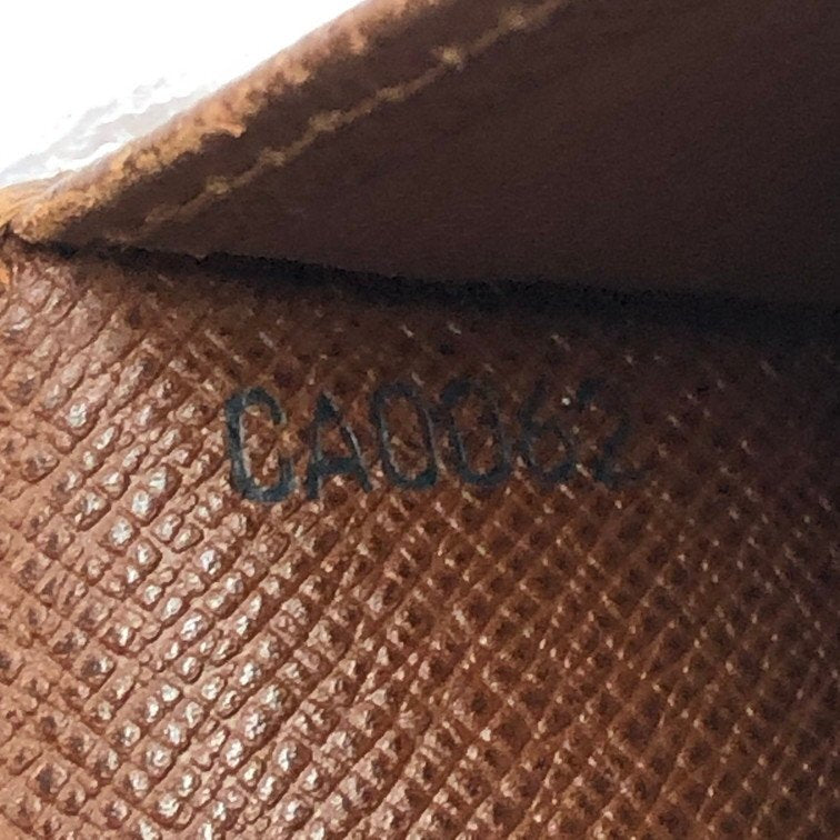 Louis Vuitton Monogram Portefeuille Cartes Crédit Monnaie Wallet M60929/CA0062