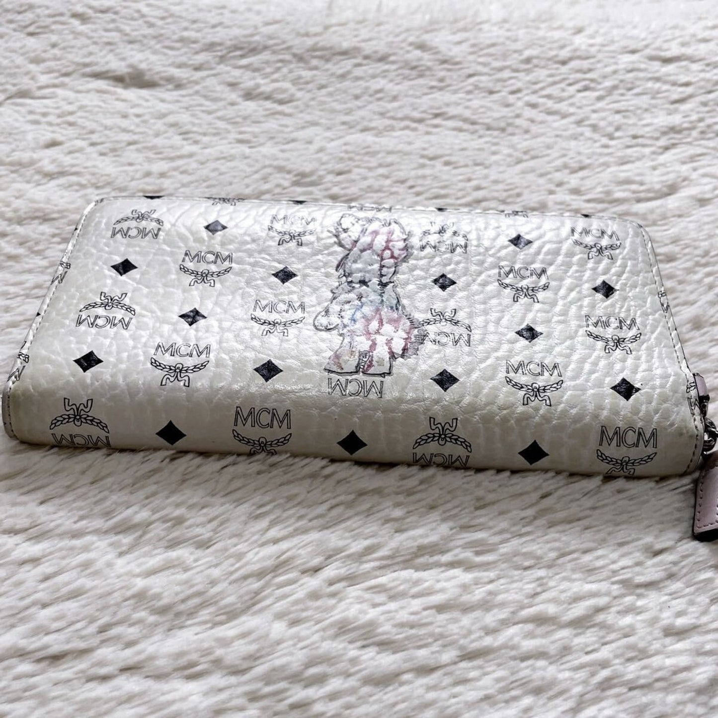 MCM Visetos Rabbit Round Zipper Long Wallet PVC Leather