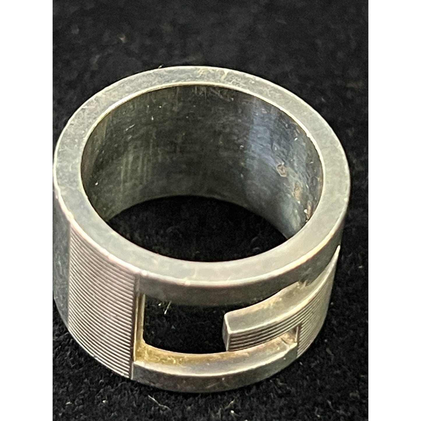 Gucci 12 Silver G-Ring 30.07g Cutout Style