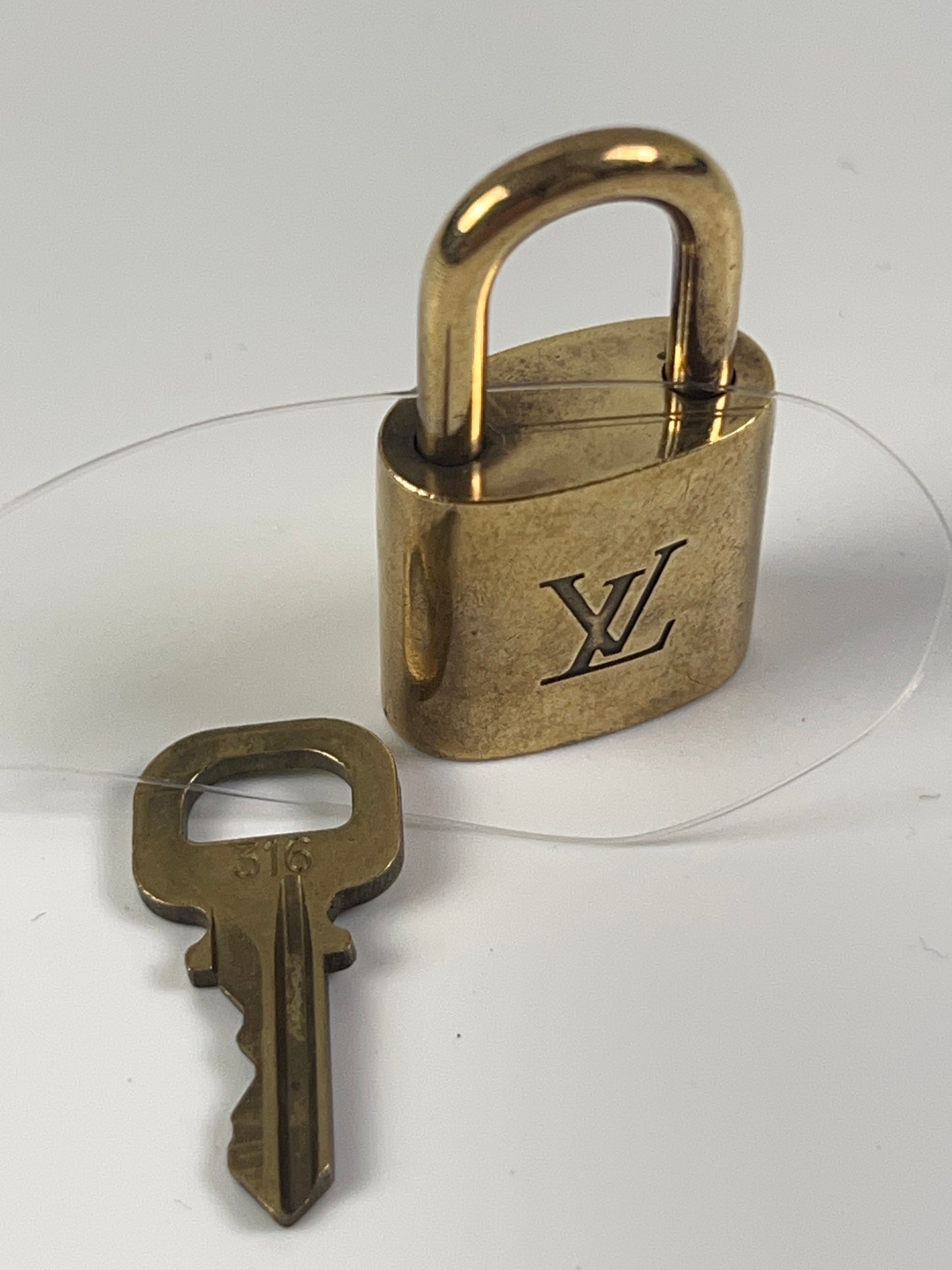 LOUIS VUITTON Lock & Key #316