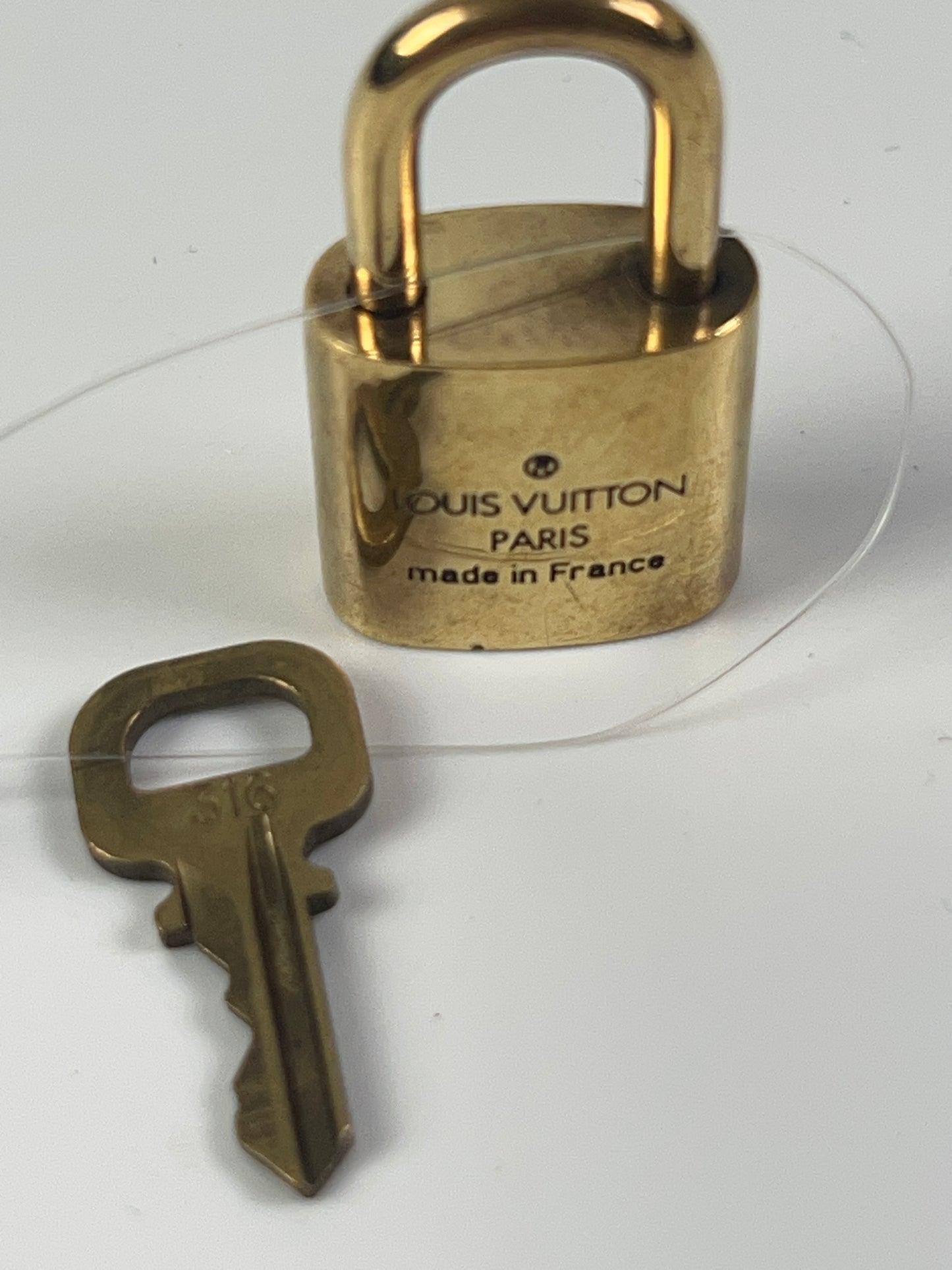 LOUIS VUITTON Lock & Key #316