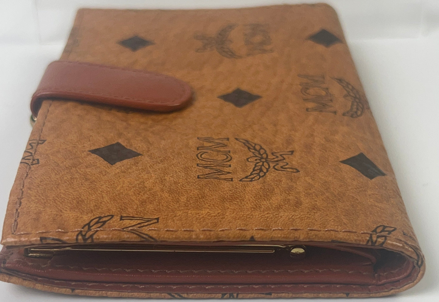 MCM Wallet Clasp Bifold Visetos Pattern