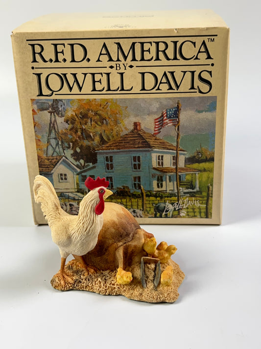 Schmid Lowell Davis Chow Time Hen Chicks Rooster W/ Bag Of Feed Border Fine Arts