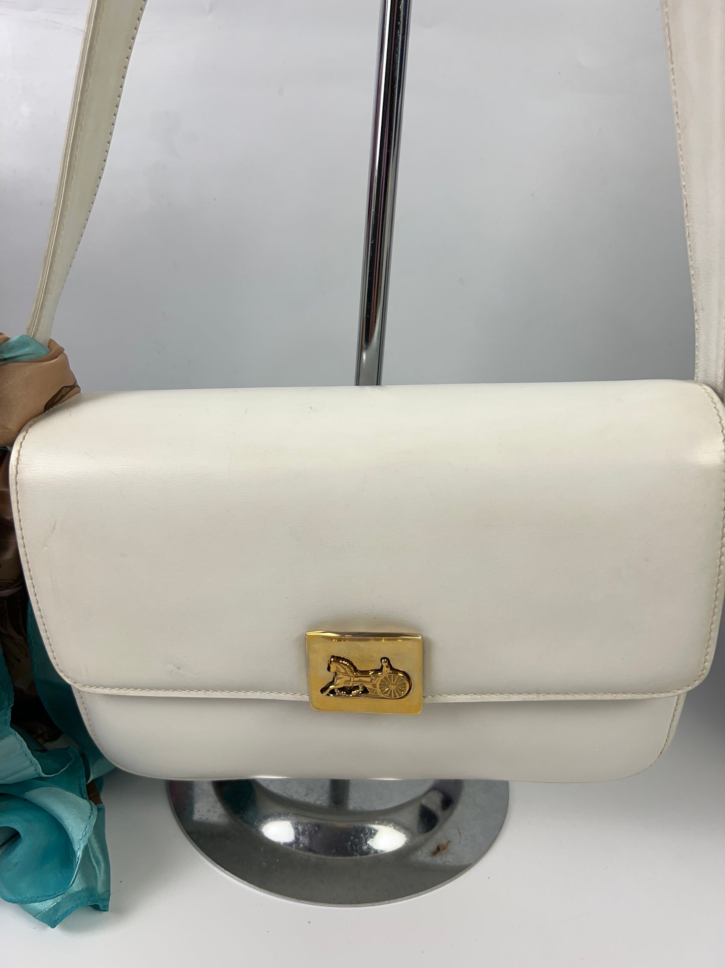 CELINE White Shoulder Bag w/Flip lock Vintage EUC