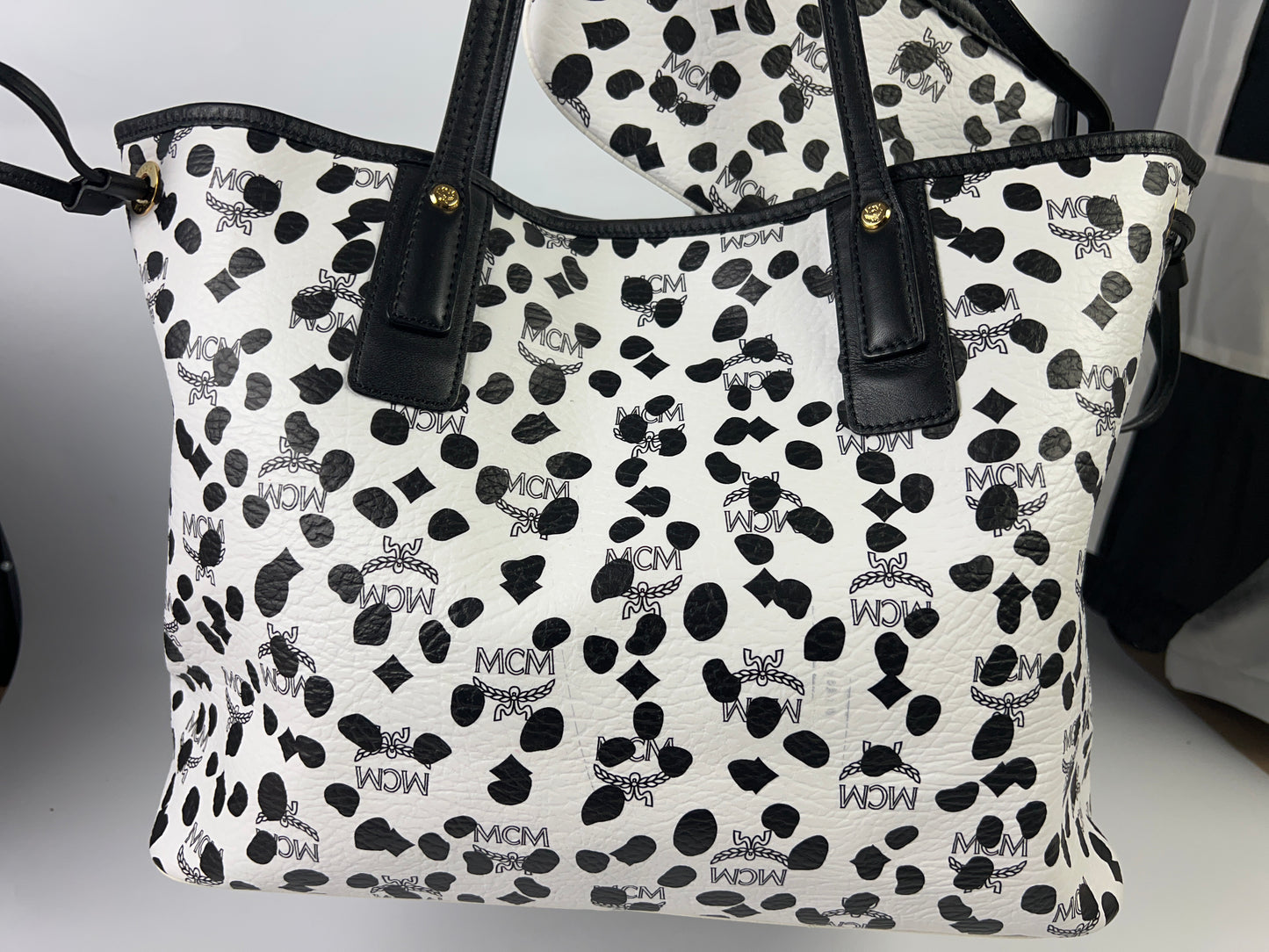 MCM + Loveless Tote & 2nd Bag Black & White Visetos