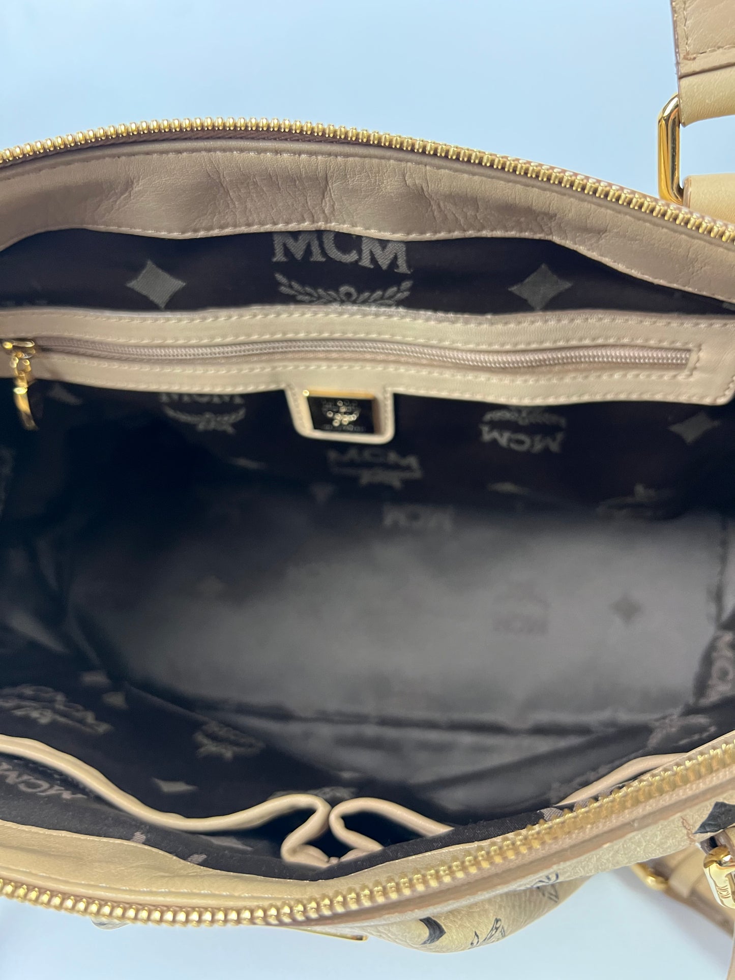 MCM Visetos Leather 2-Way Bag Beige/Black G6638