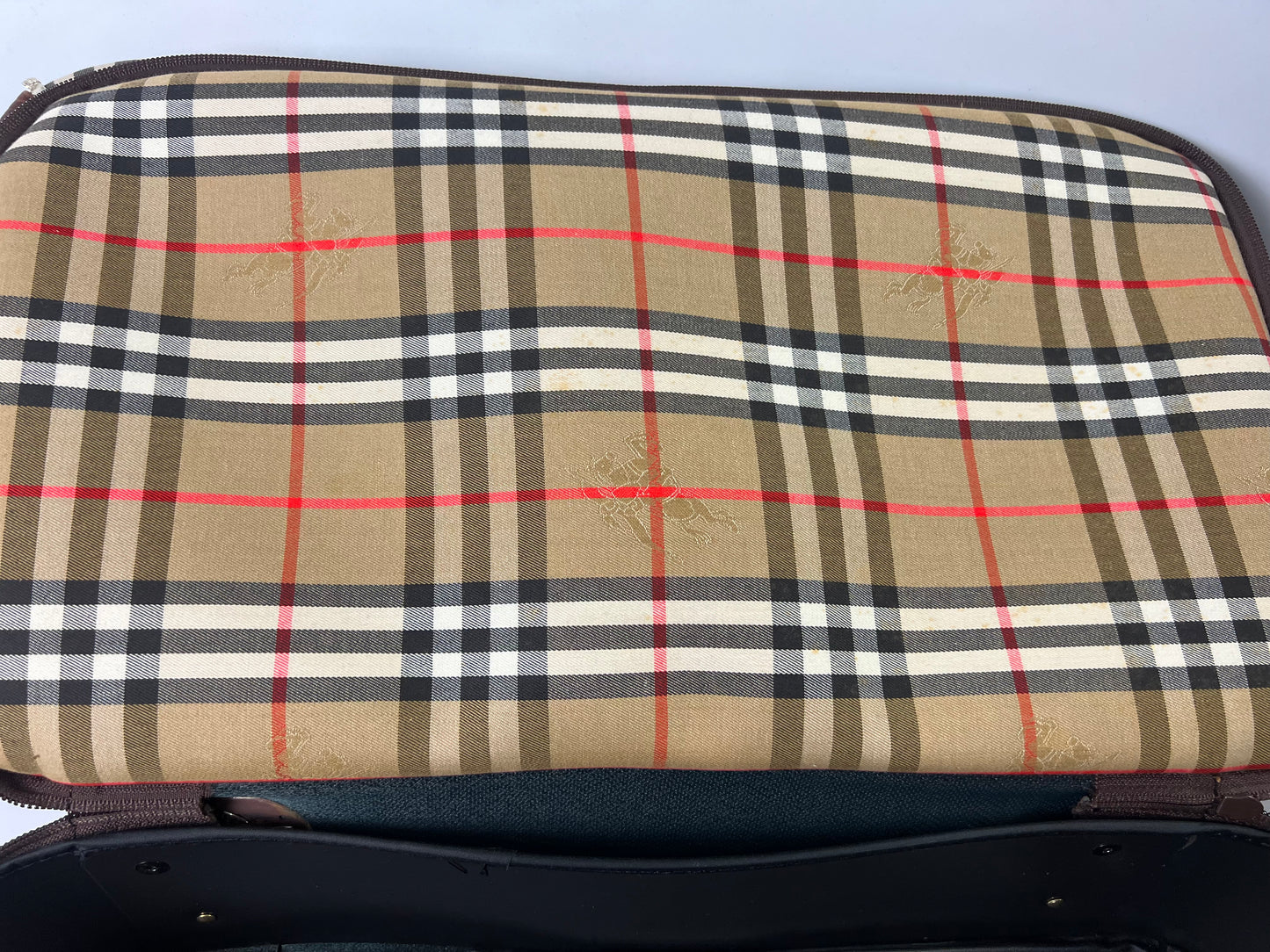 Burberry Golf Duffle/Suitcase/ Nova Check Pattern Weekend Bag