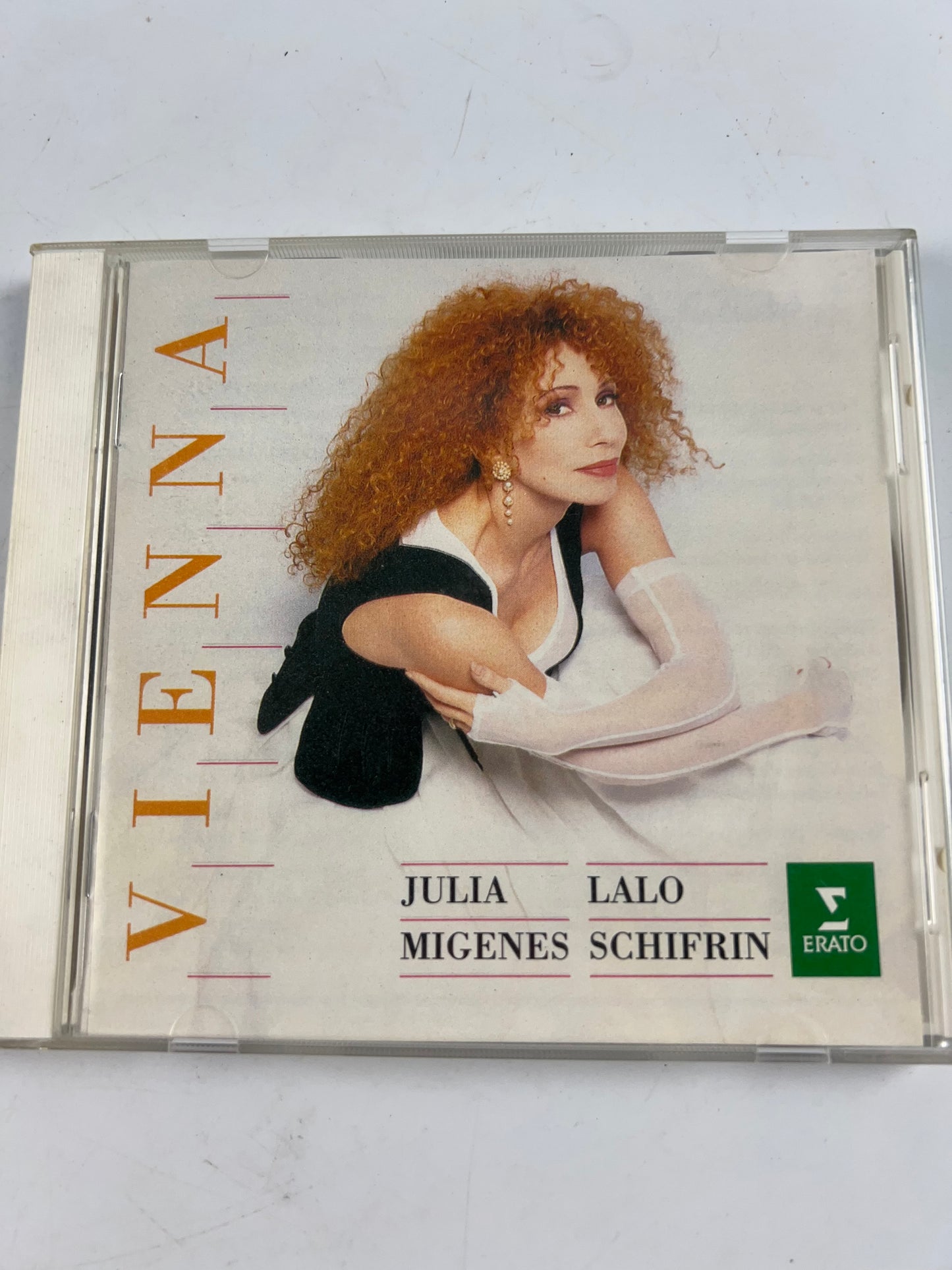 Vienna / Julia Migenes, Lalo Schifrin, Vienna Volksoper Orch (CD, 1993, Erato)