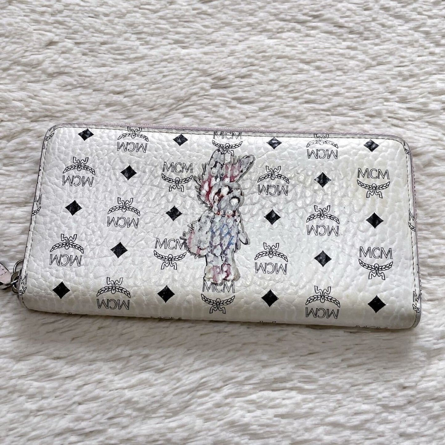 MCM Visetos Rabbit Round Zipper Long Wallet PVC Leather