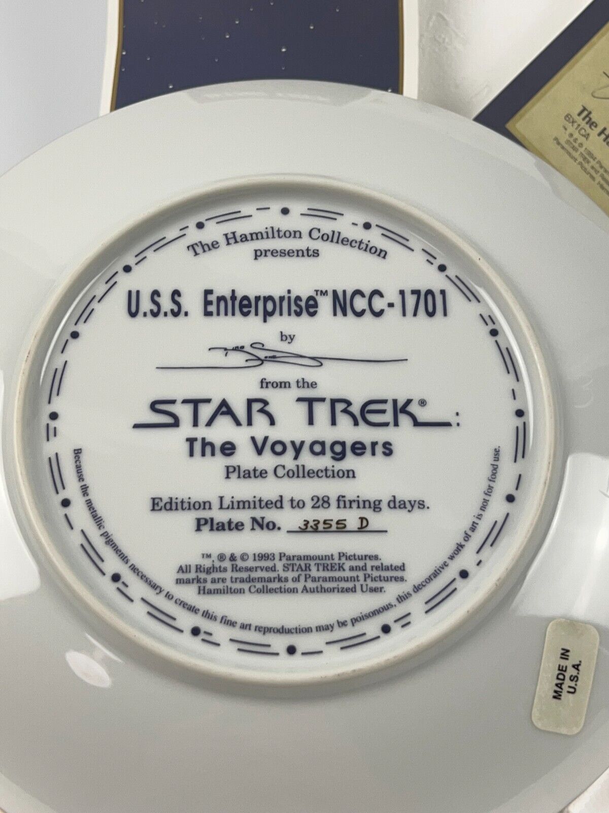 Star Trek The Voyagers USS Enterprise NCC-1701 Hamilton Collectors Plate 1993