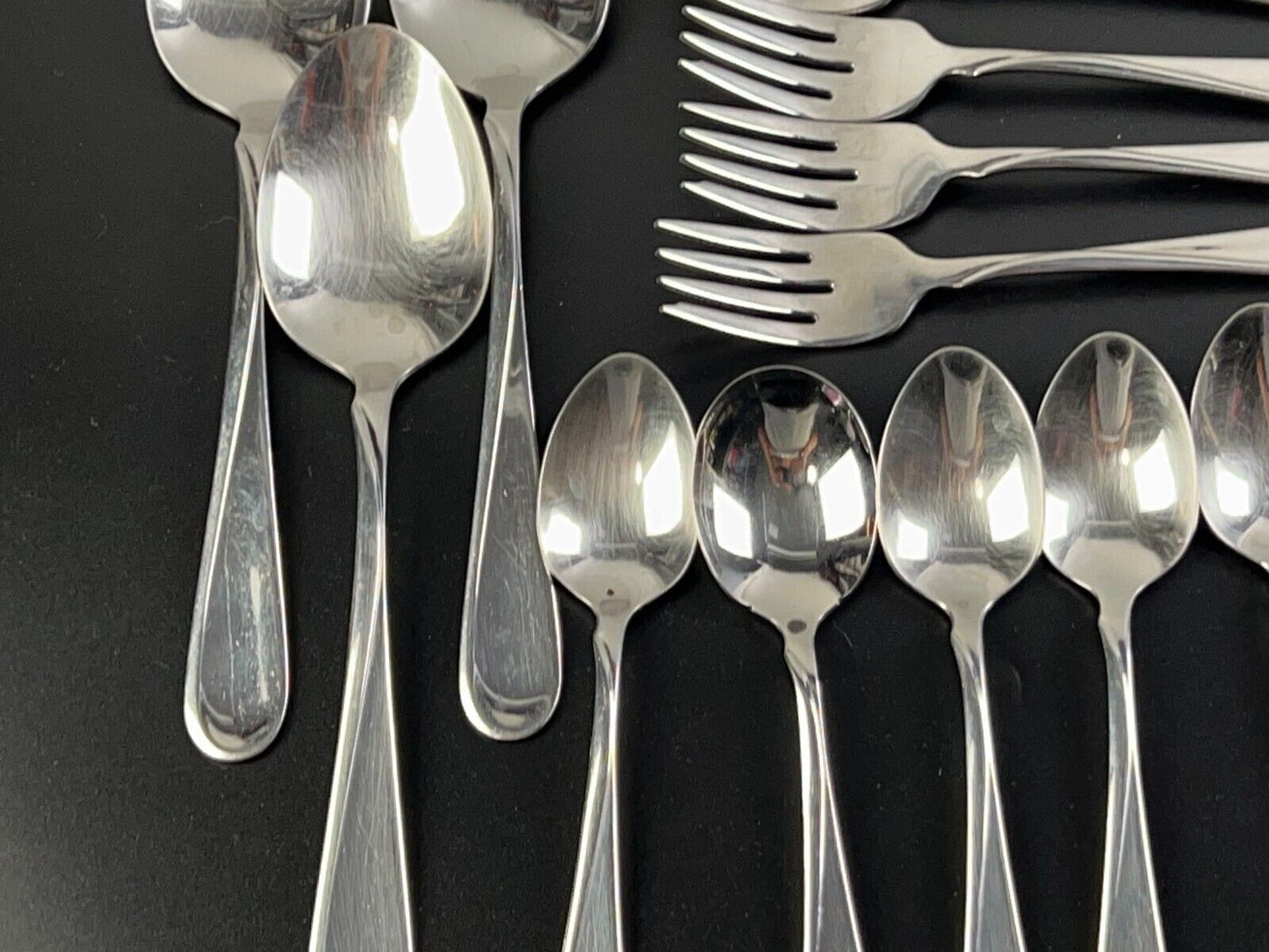 Oneida Distinction Deluxe Stainless HH Mixed Lot of 24 Spoons, Teaspoons, Forks - Flatware Set