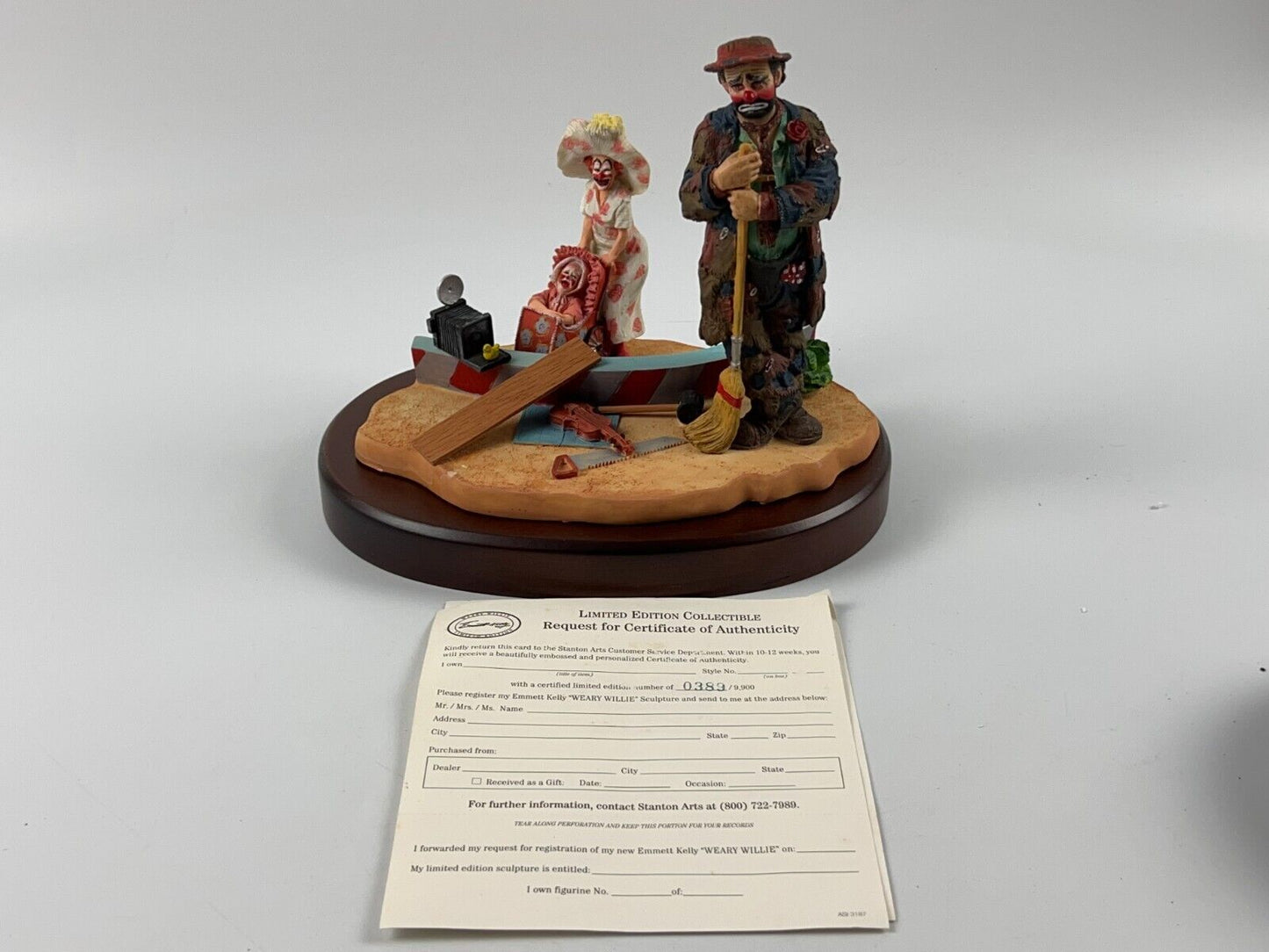 Emmett Kelly Figurine, "In The Spotlight" Stanton Arts - #15302 Limited Edition