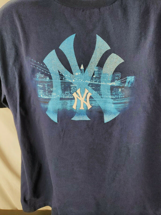 NEW YORK YANKEES MLB X-LARGE TSHIRT