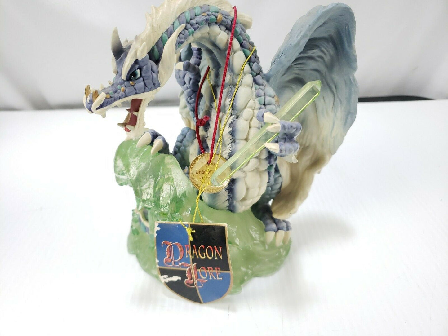 Westland #9572 Dragon Lore "Ice Dragon" Steve Kehrli Figurine