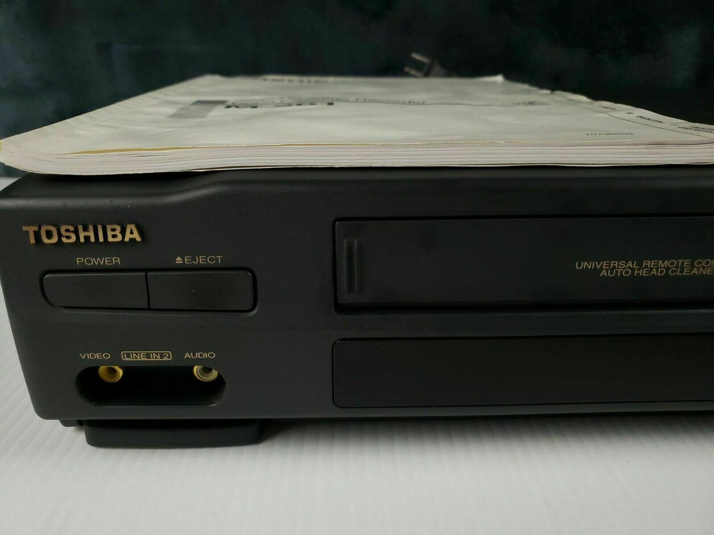 Toshiba M-261 VCR - Auto Head Cleaner- Tested with Manual