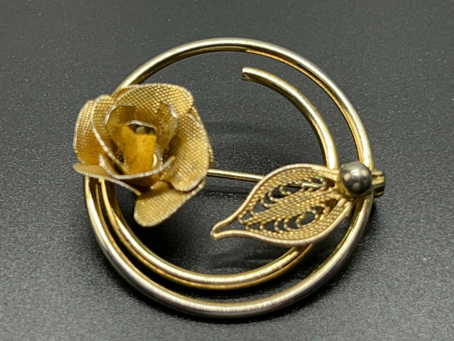 Vintage Sarah Cov. Goldtone bouquet swirl pin brooch