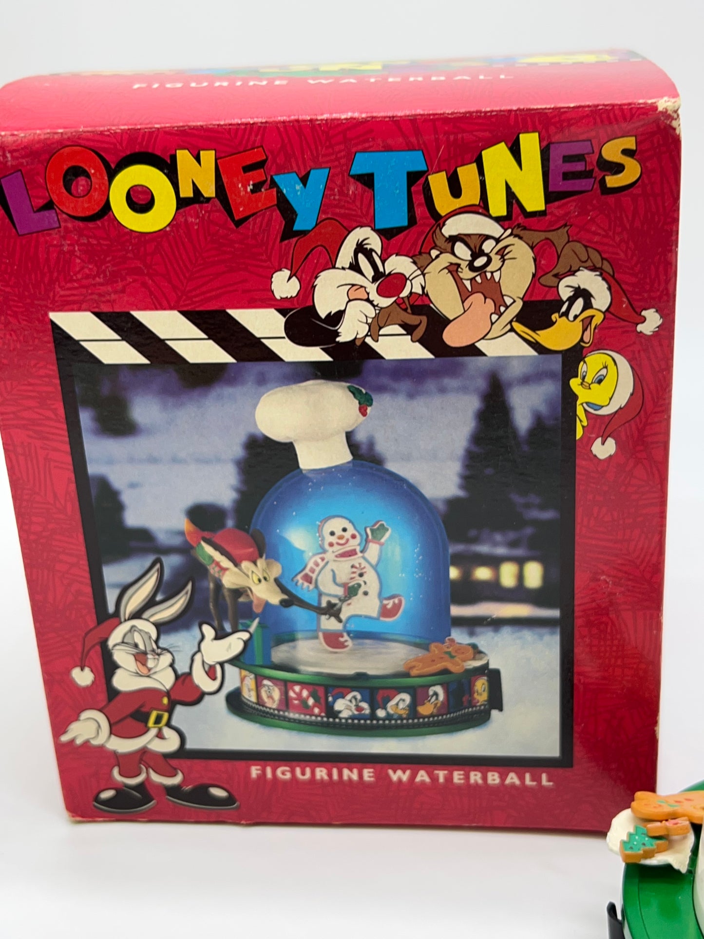 Looney Tunes Figurine Cascade Wily Coyote 6po