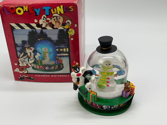 Looney Tunes Figurine Waterfall Sylvester 6in